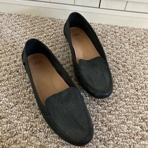 UGG Loafers 🖤